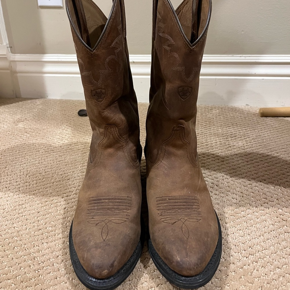 Ariat Sedona Distressed Western Boots